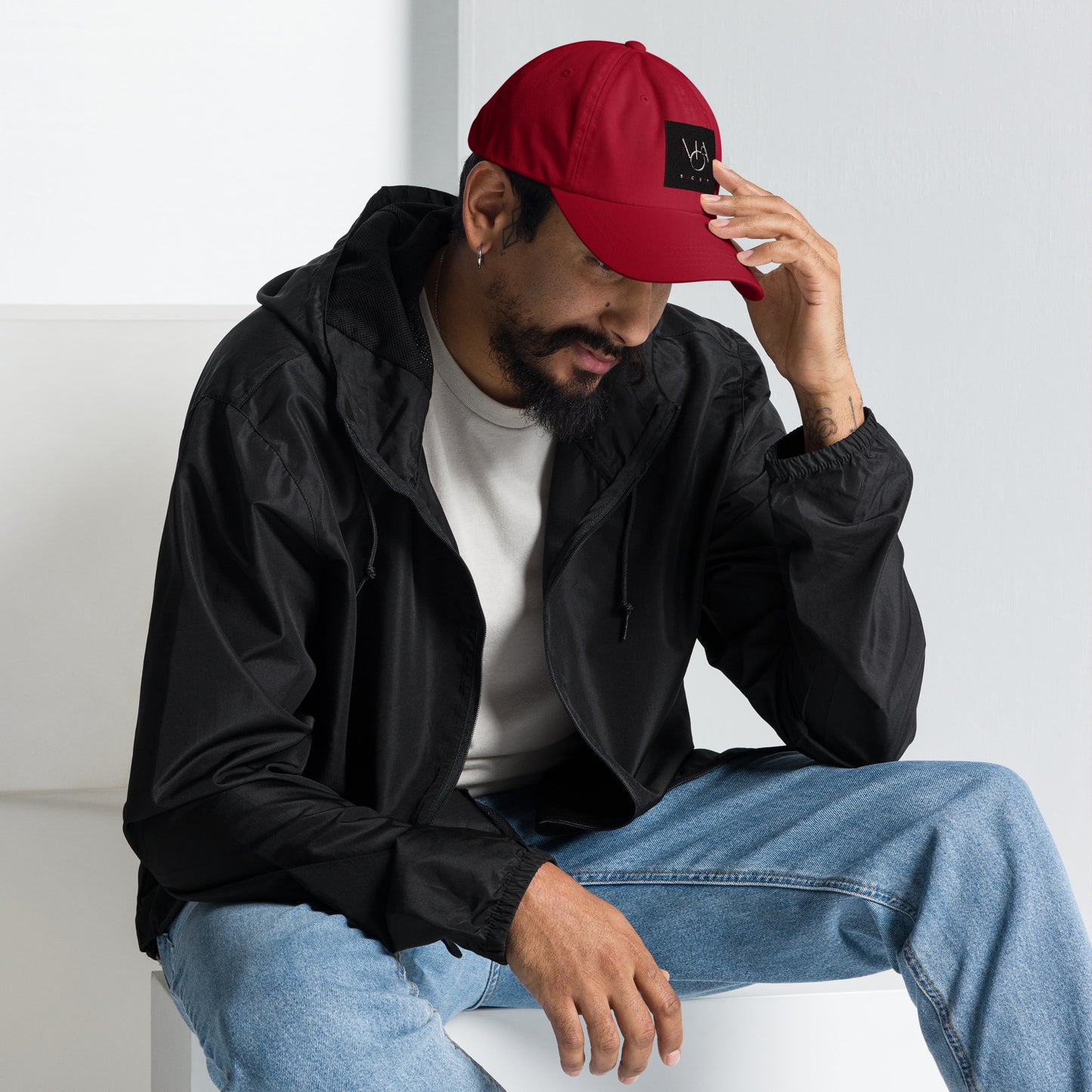 stylish jockey hat Cranberry
